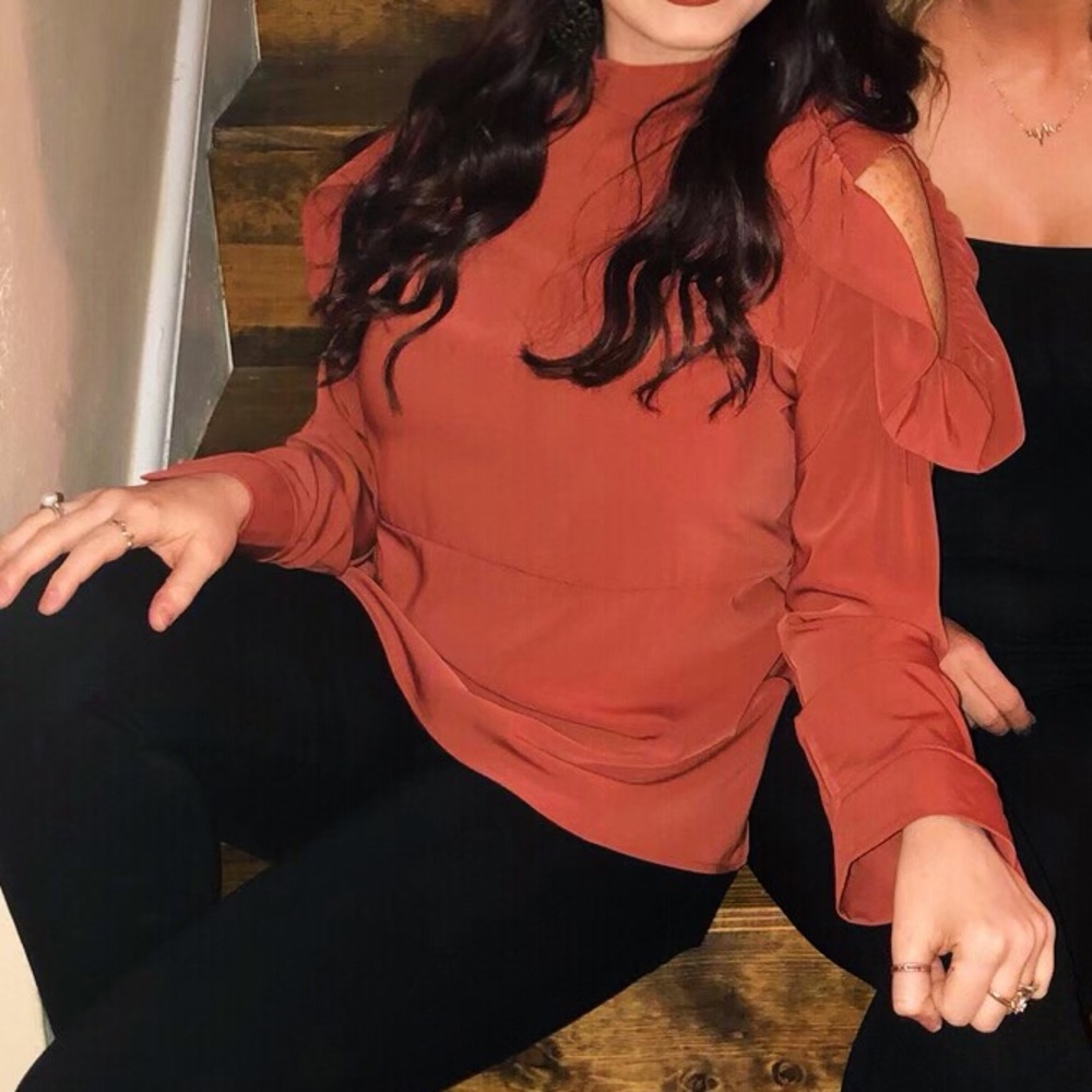 Women's blouse